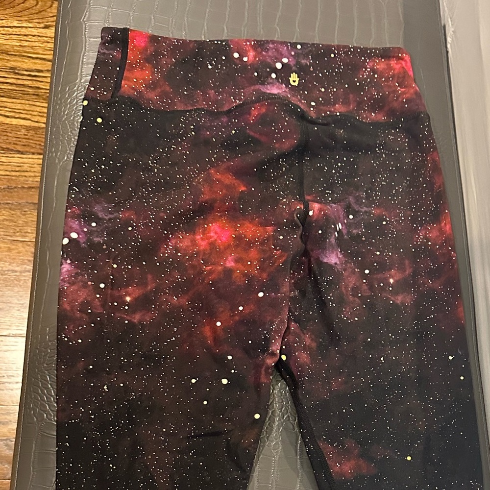Fun Spiritual Gangster leggings! Size Large. Barely worn.
